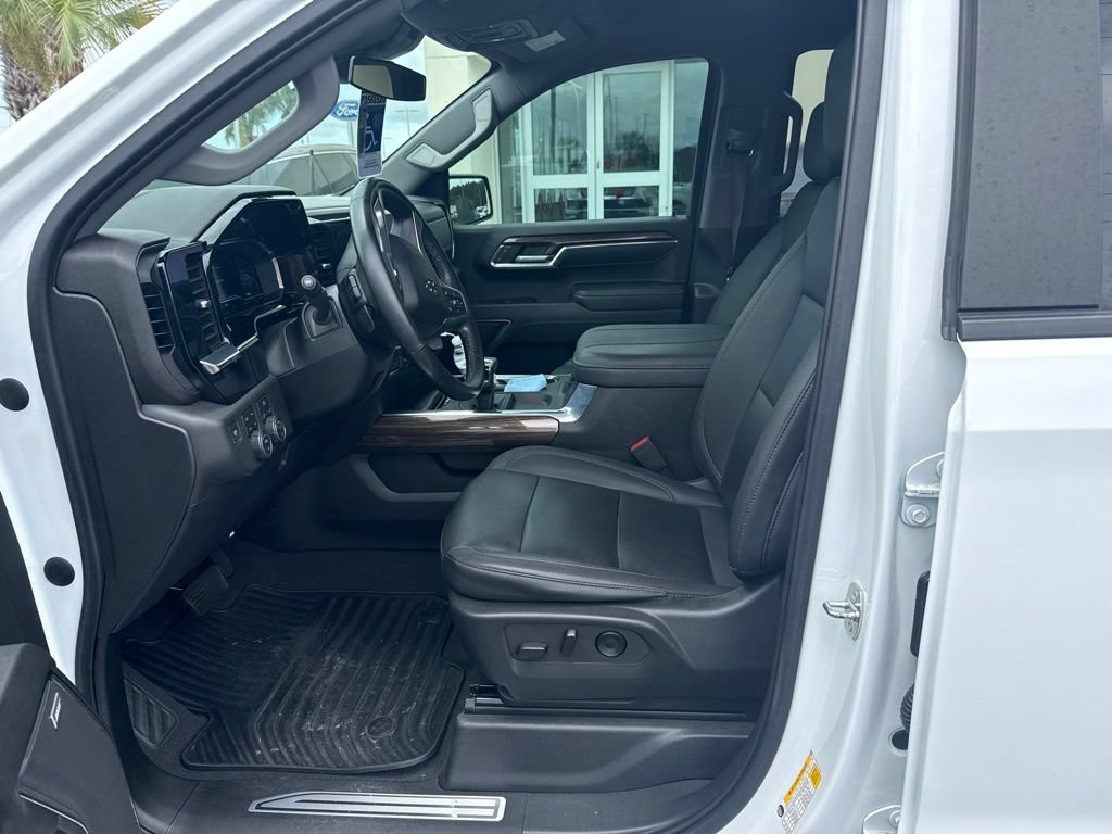 Used 2023 Chevrolet Silverado 1500 RST w/ All Star Edition Plus AWD/4WD image 7
