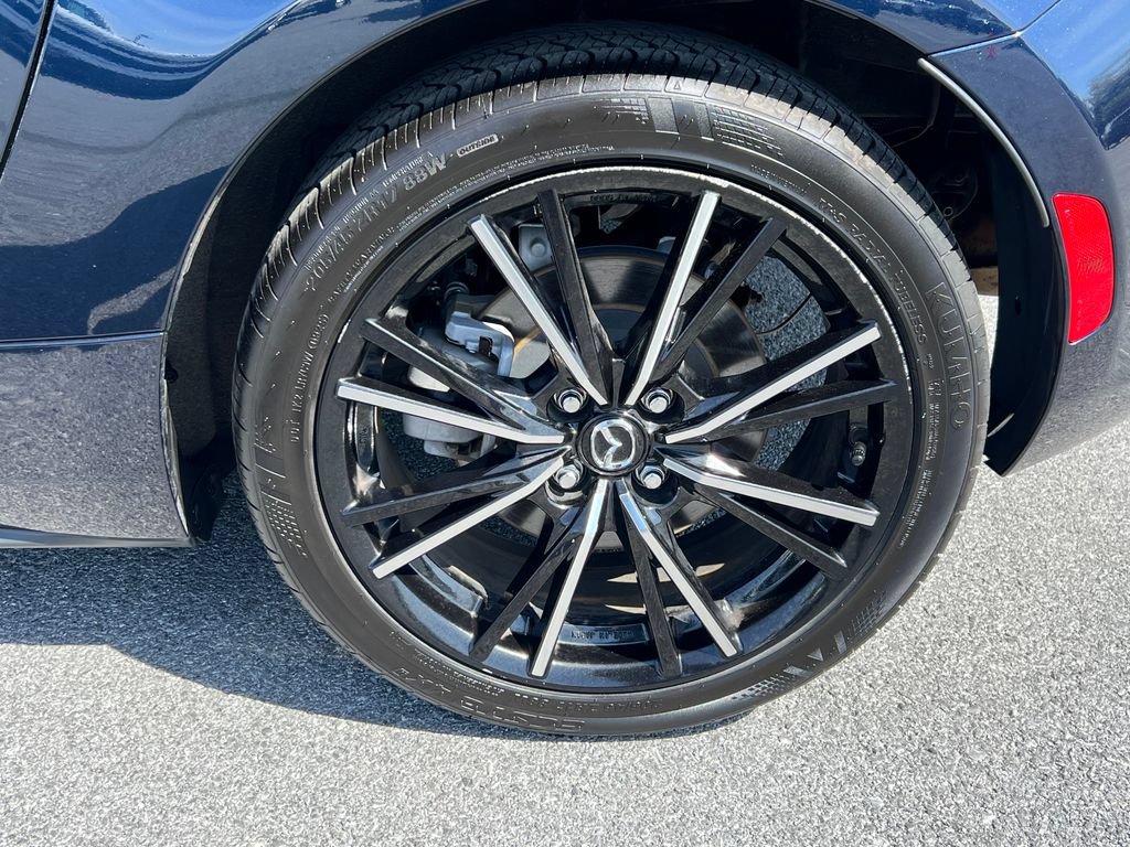 Used 2025 MAZDA MX-5 Miata RF Grand Touring RWD image 11