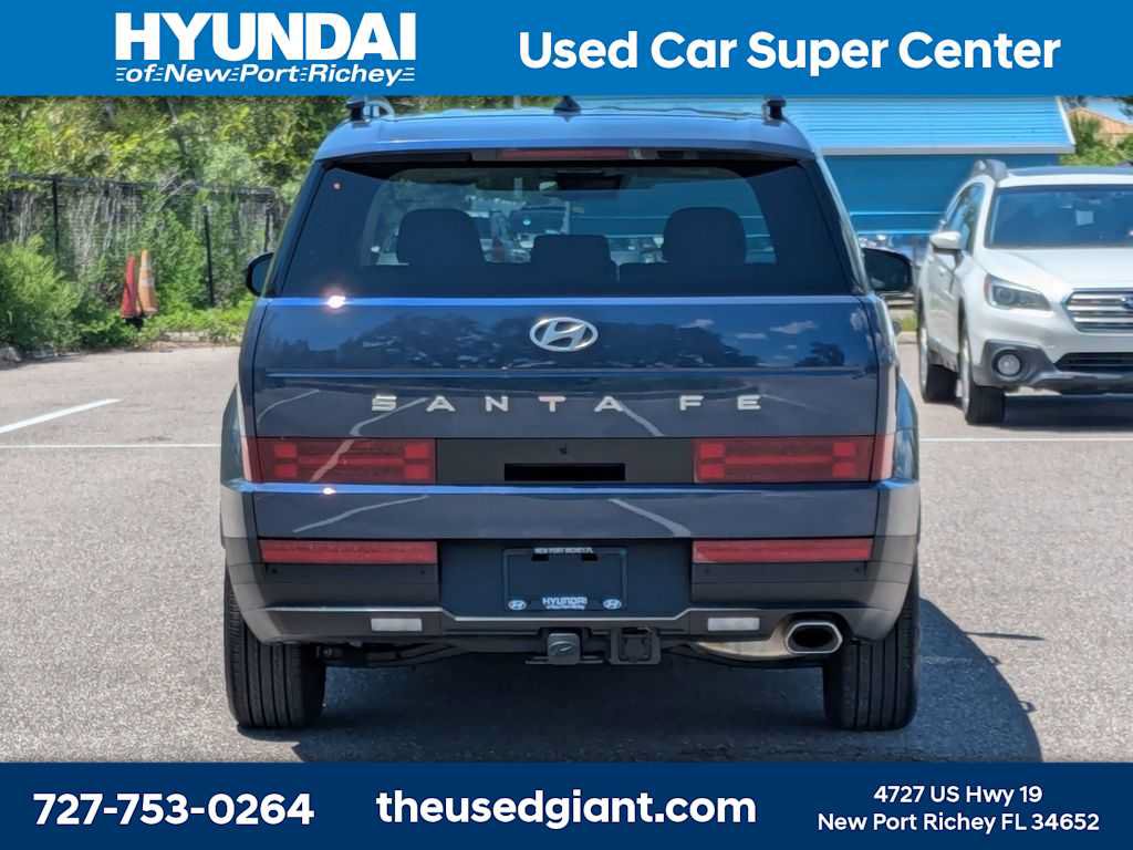 Used 2026 Hyundai Santa Fe SEL w/ Tow & Go Package FWD image 3