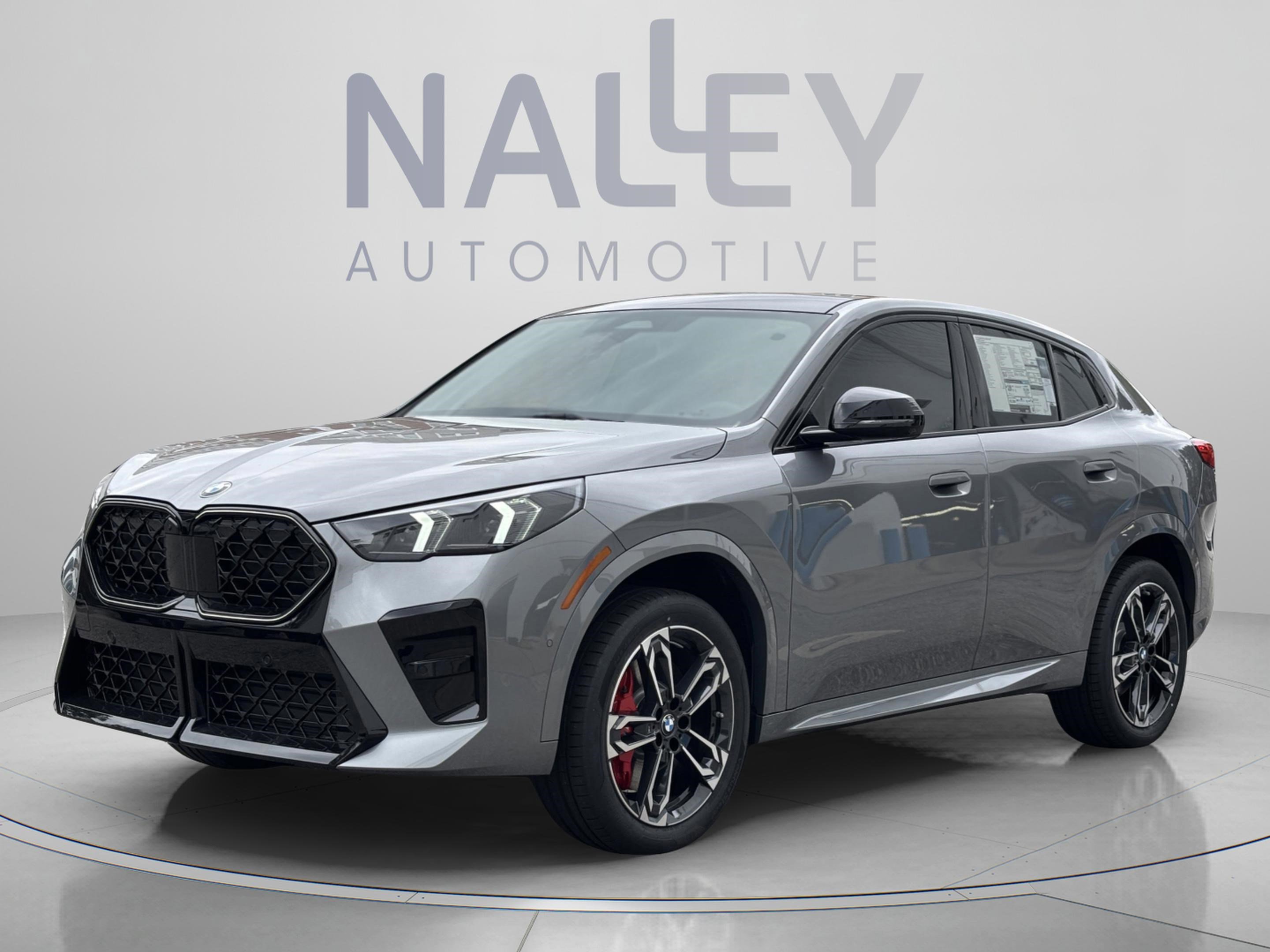 Used 2026 BMW X2 xDrive28i w/ Technology Package AWD/4WD image 2