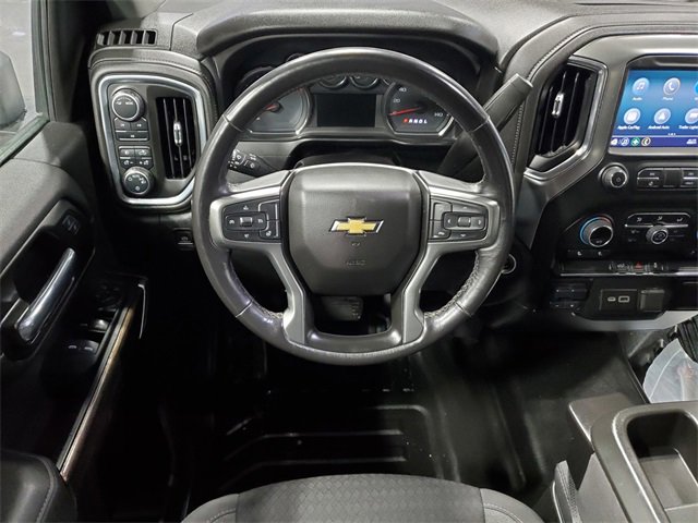 Used 2022 Chevrolet Silverado 2500 LT w/ Convenience Package image 17
