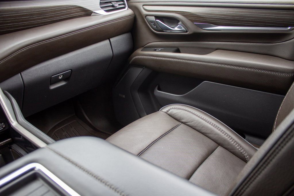 Used 2023 GMC Yukon Denali w/ LPO, Floor Liner Package image 20
