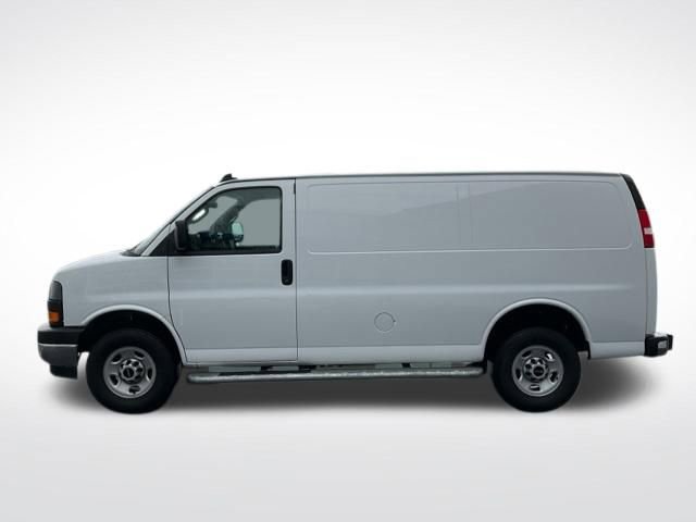 Used 2024 GMC Savana 2500 w/ Driver Convenience Package RWD image 10