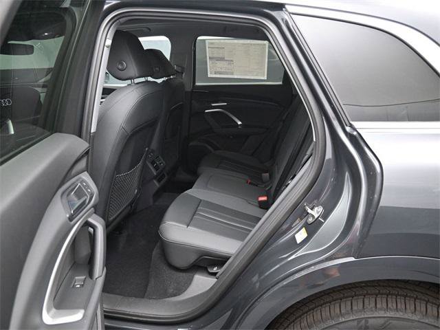 New 2025 Audi Q5 Premium image 11