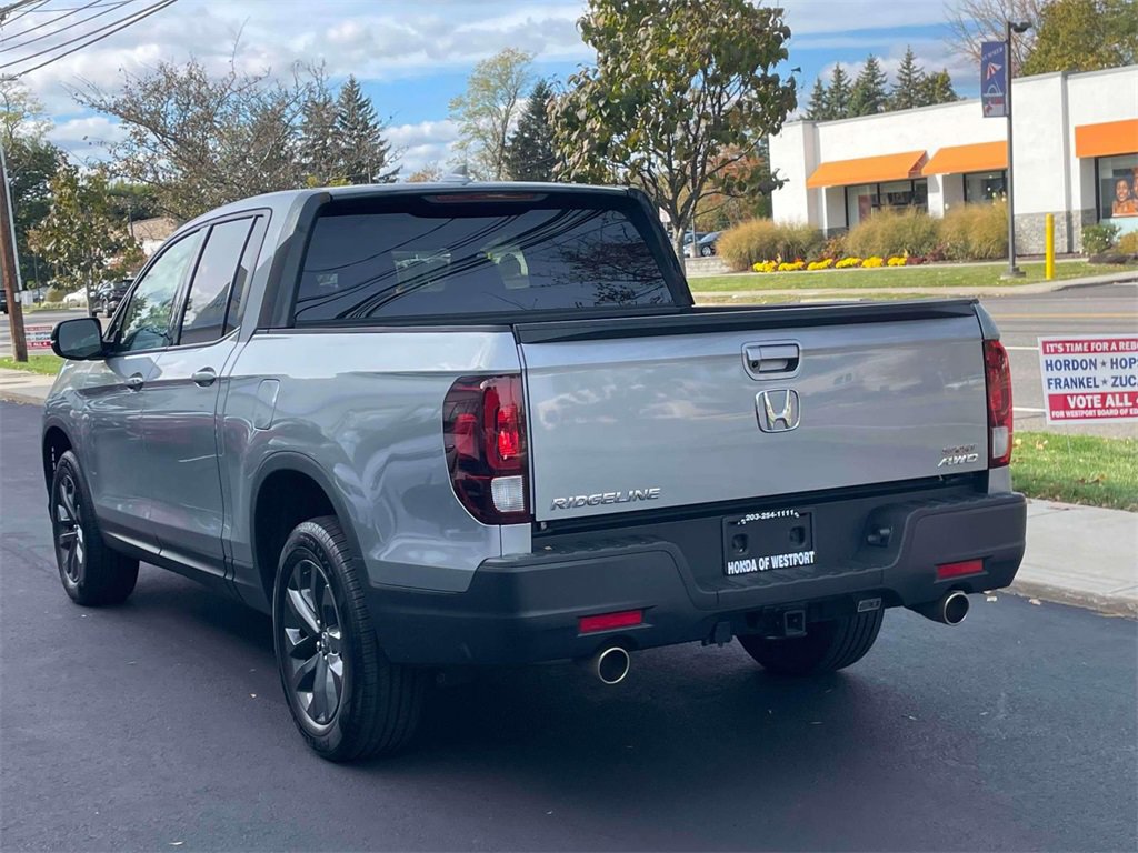 Certified 2023 Honda Ridgeline Sport image 7
