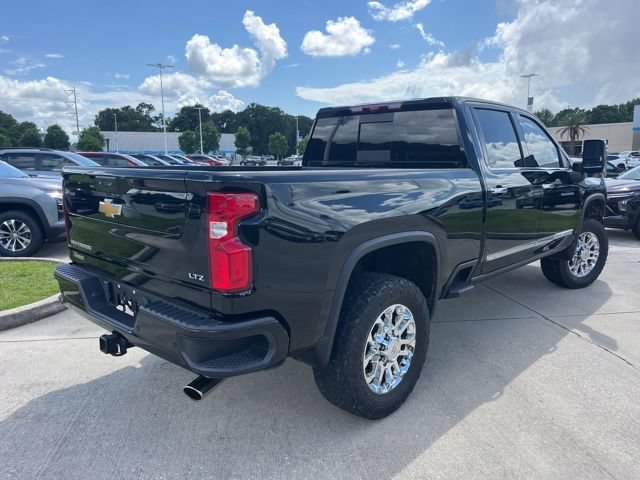 Used 2024 Chevrolet Silverado 2500 LTZ w/ LTZ Plus Package AWD/4WD image 9