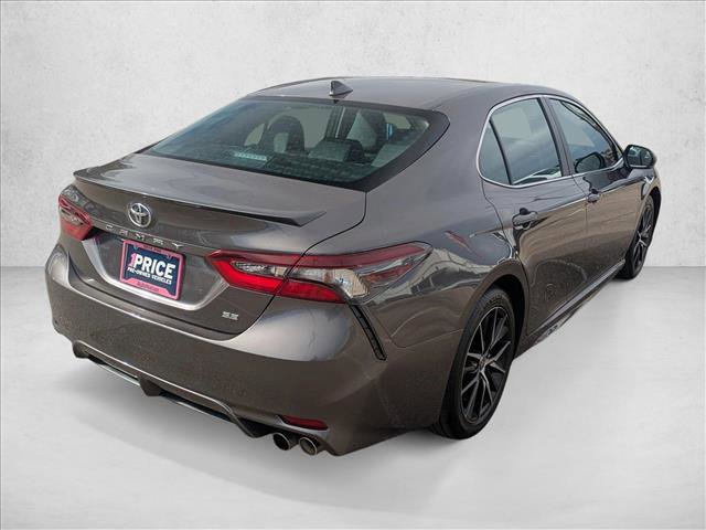 Used 2024 Toyota Camry SE image 5