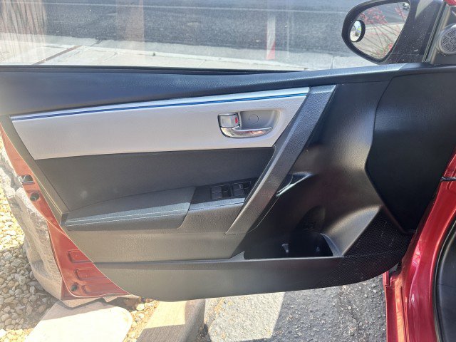 Used 2016 Toyota Corolla LE FWD image 10