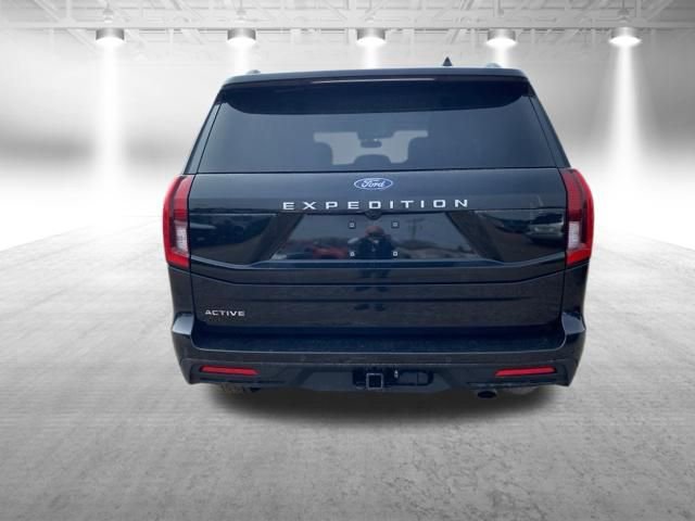 Used 2025 Ford Expedition Active AWD/4WD image 9