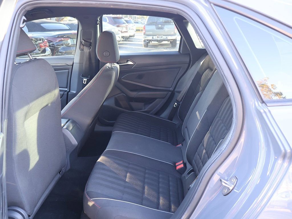 Used 2019 Volkswagen Jetta GLI image 34