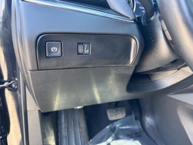 Used 2023 Buick Enclave Essence w/ Experience Buick Package image 14