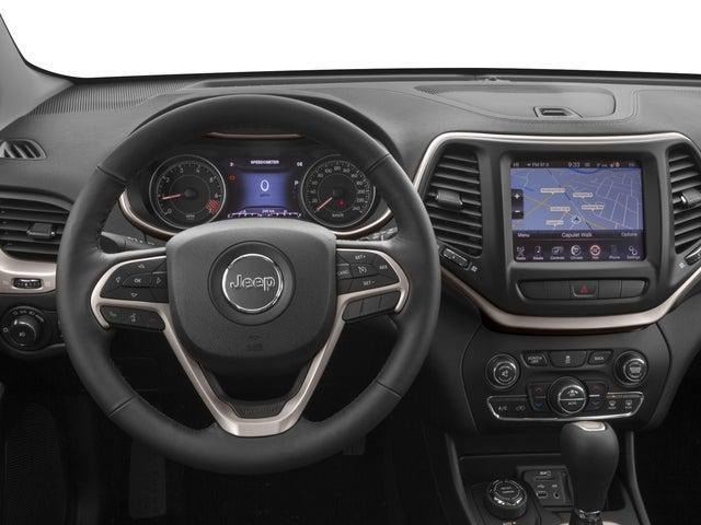 Used 2017 Jeep Cherokee Limited FWD image 7