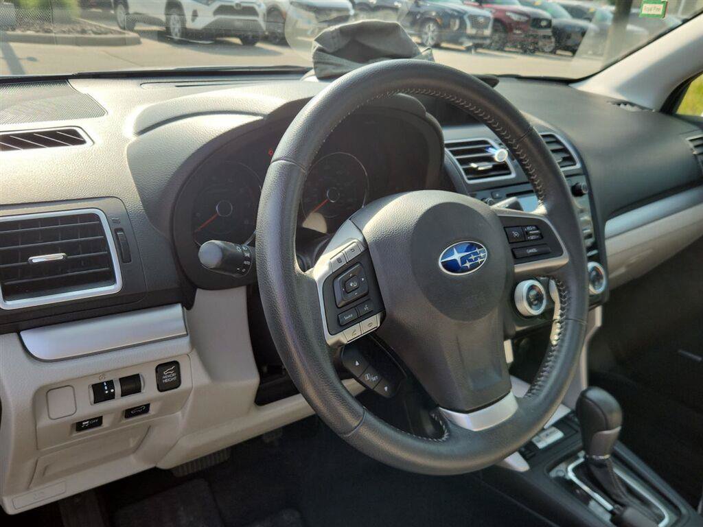 Used 2016 Subaru Forester 2.5i Touring w/ Popular Package #2 AWD/4WD image 13