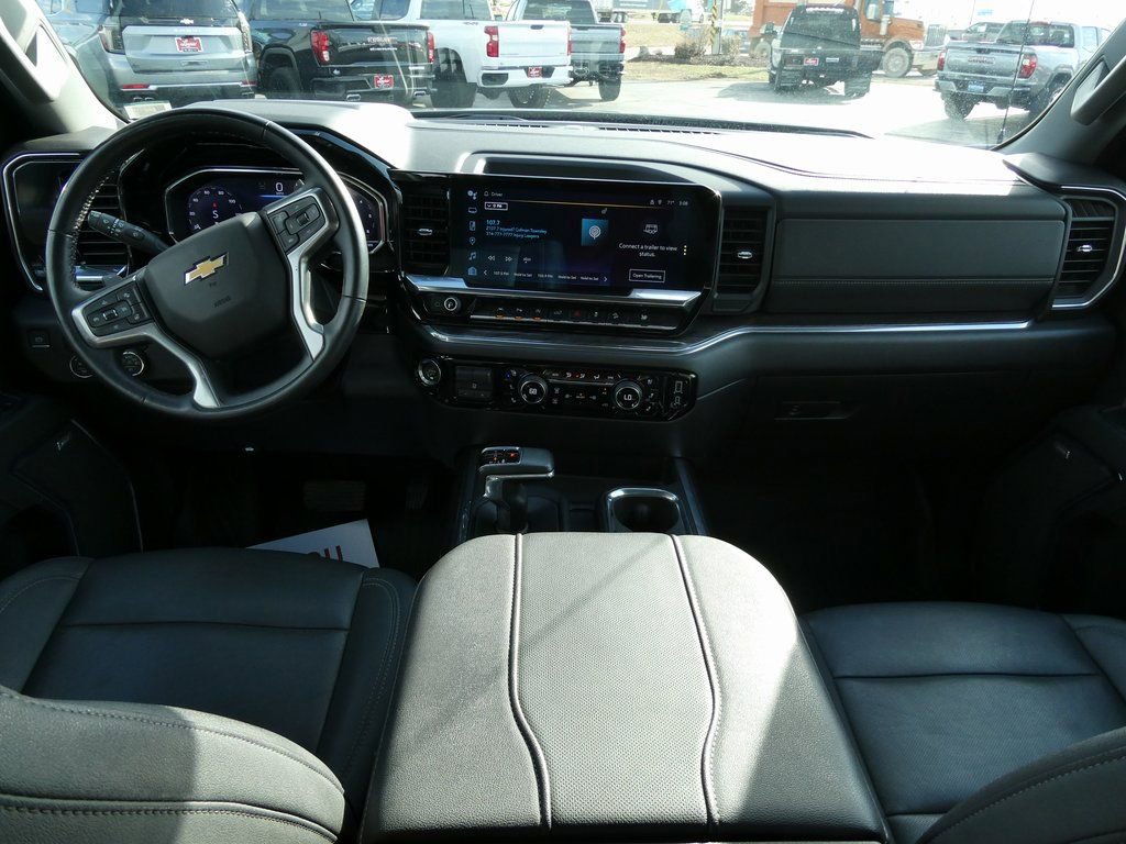 Certified 2024 Chevrolet Silverado 1500 LTZ image 21