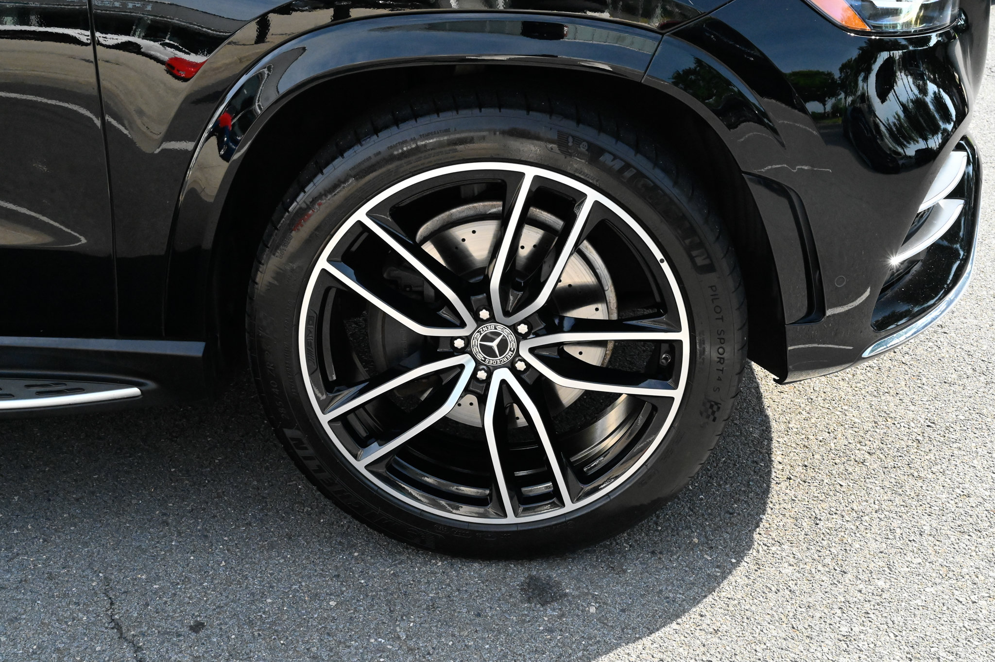 Used 2021 Mercedes-Benz GLS 580 4MATIC image 12