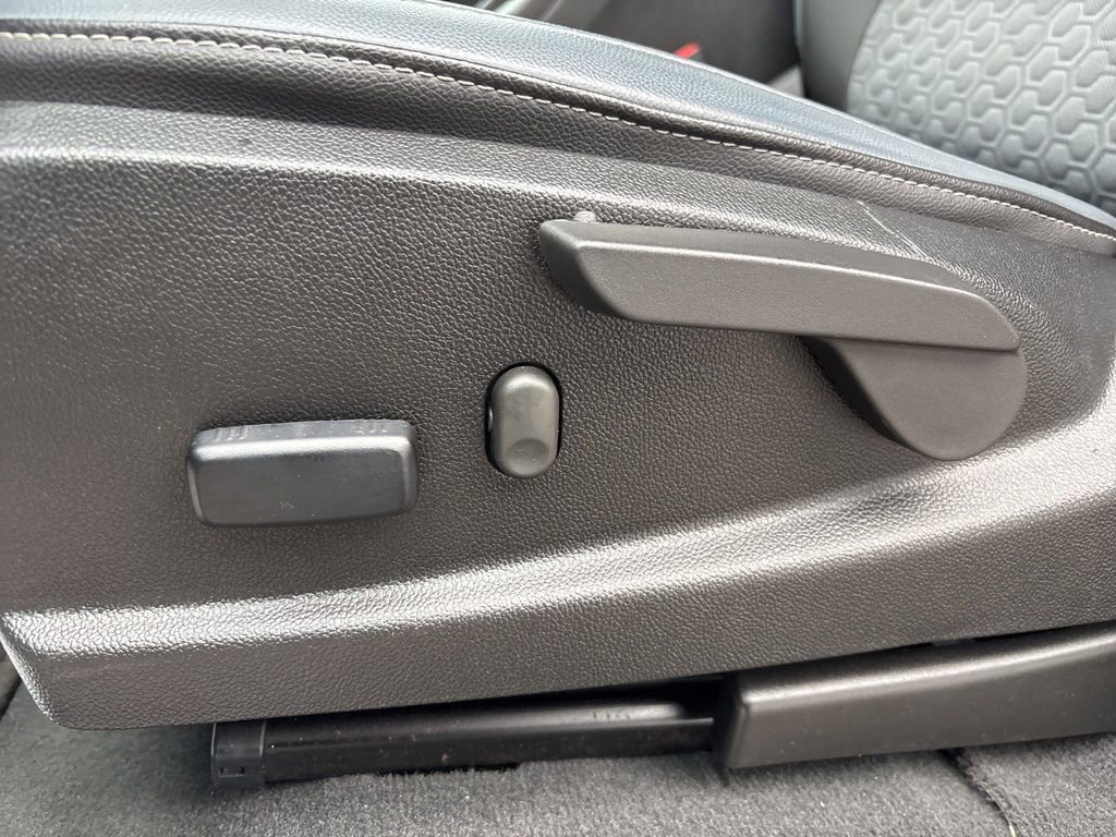 Used 2022 Chevrolet Colorado Z71 image 14