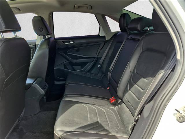 Certified 2022 Volkswagen Jetta SEL FWD image 21