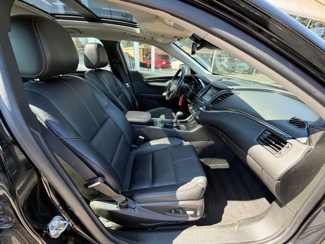 Used 2017 Chevrolet Impala LT w/ Leather Package FWD image 12