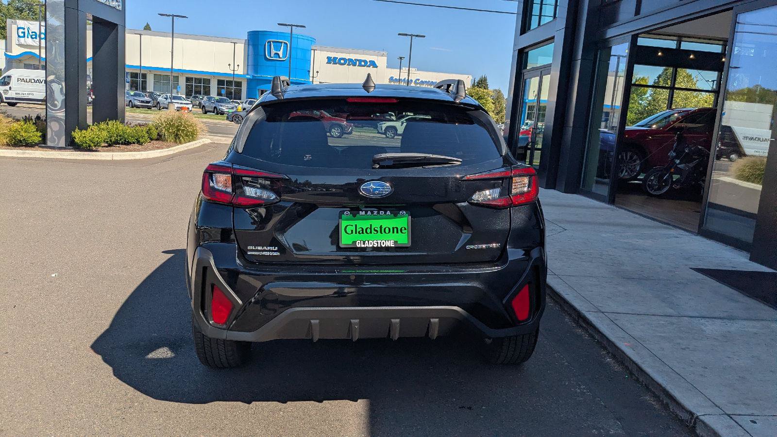 Used 2025 Subaru Crosstrek 2.5i Premium AWD/4WD image 5