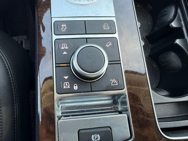 Used 2018 Land Rover Range Rover Supercharged AWD/4WD image 39