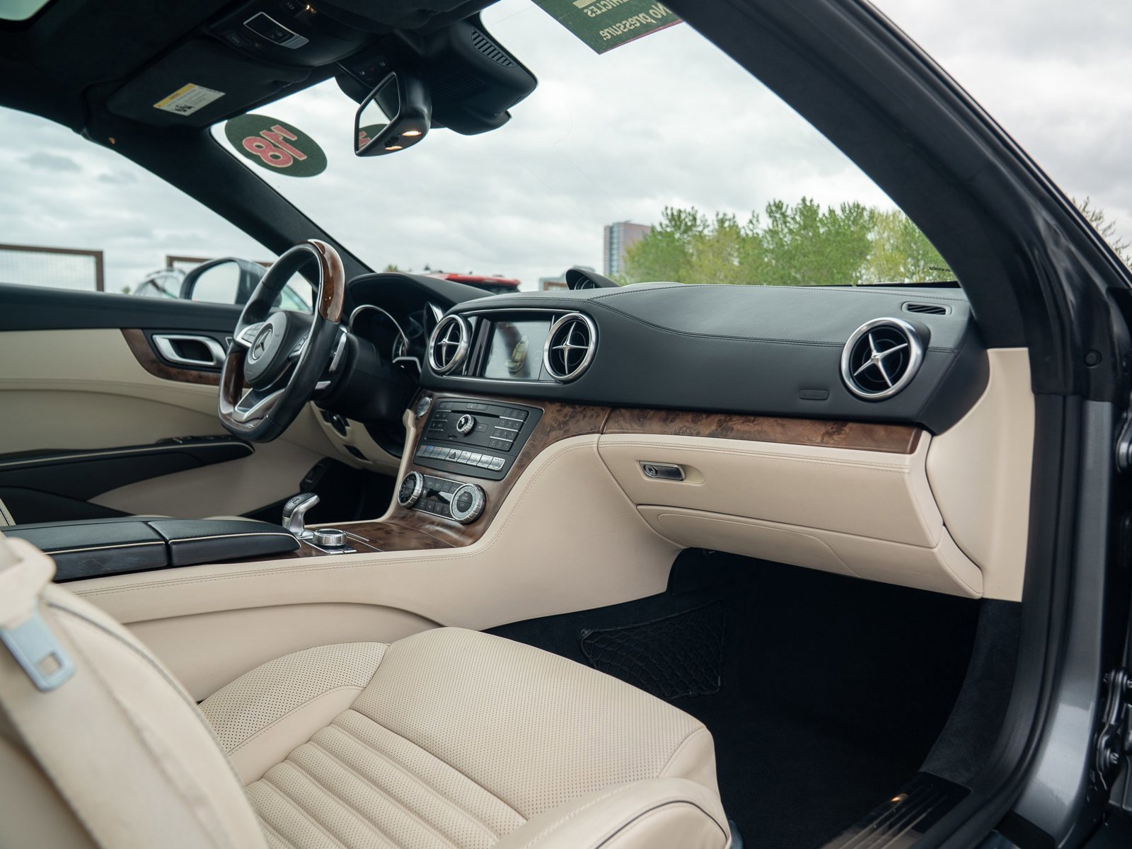 Used 2018 Mercedes-Benz SL 450 image 25