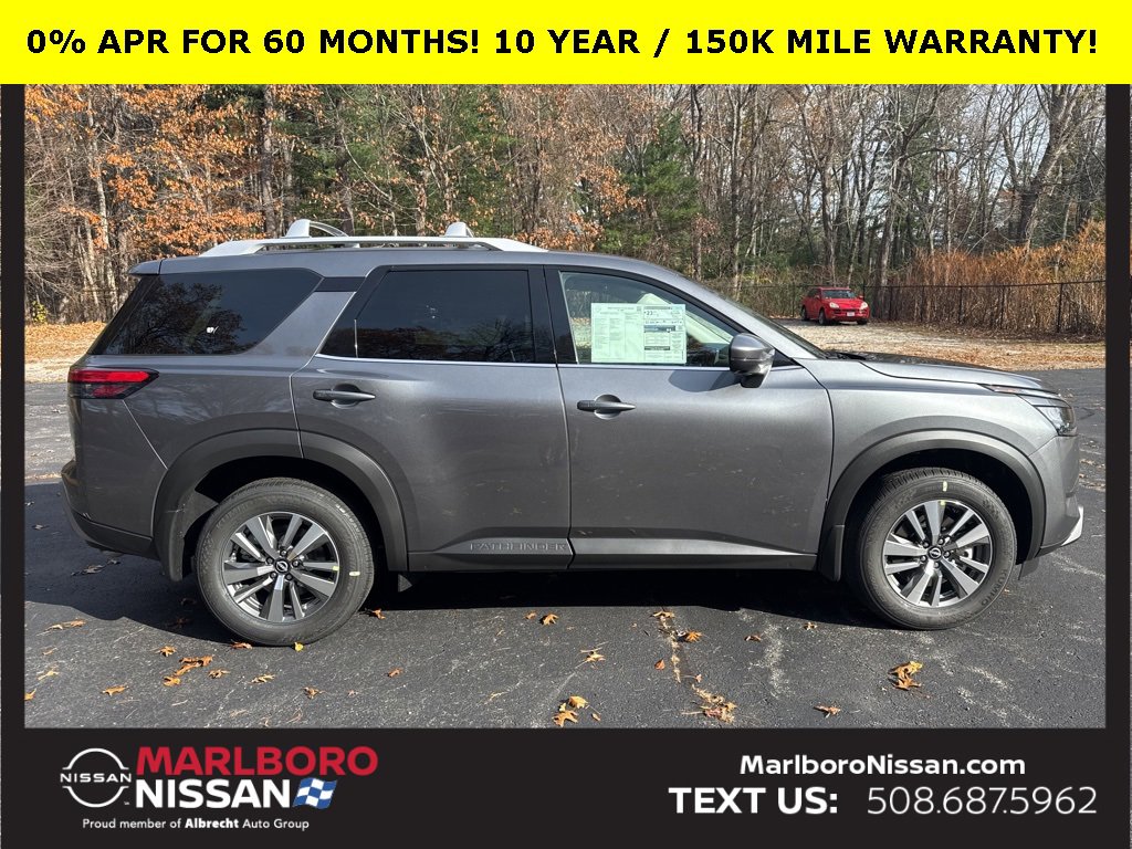 New 2025 Nissan Pathfinder SL image 8