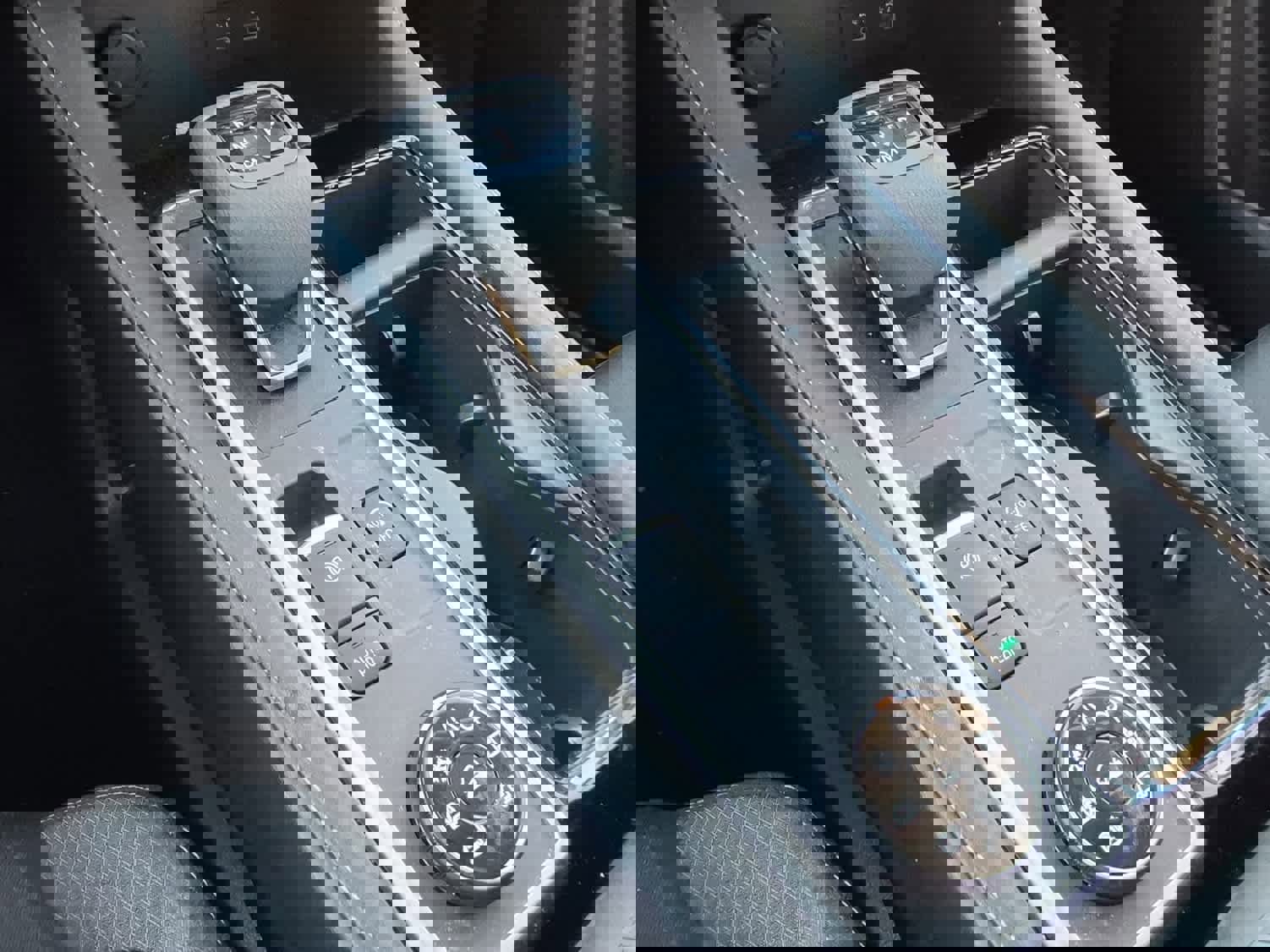 Used 2024 Nissan Pathfinder SV image 14