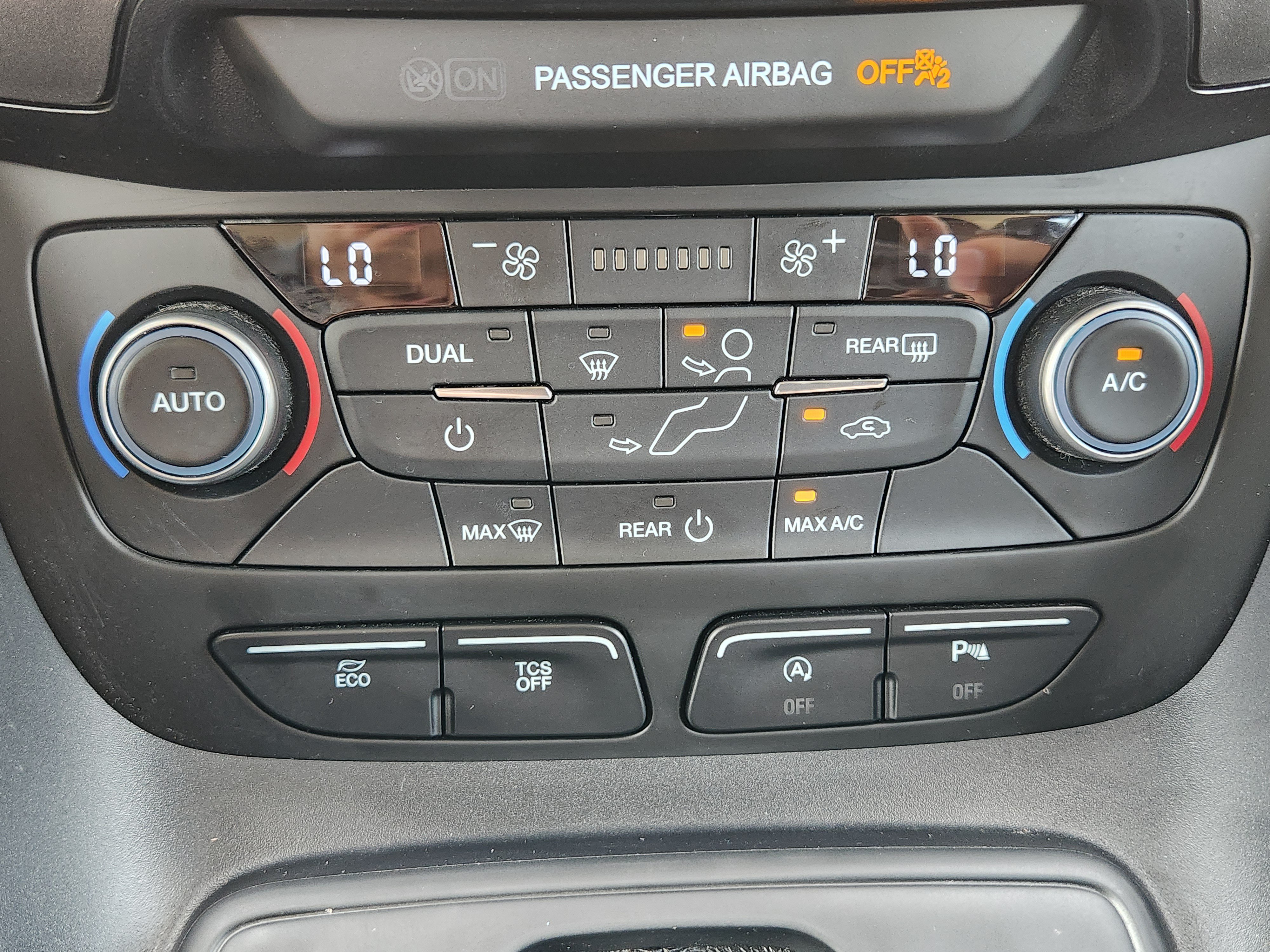 Used 2023 Ford Transit Connect XL FWD image 14