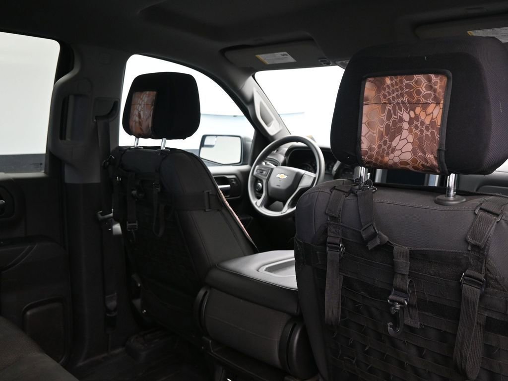 Used 2020 Chevrolet Silverado 1500 Custom w/ Custom Value Package image 15