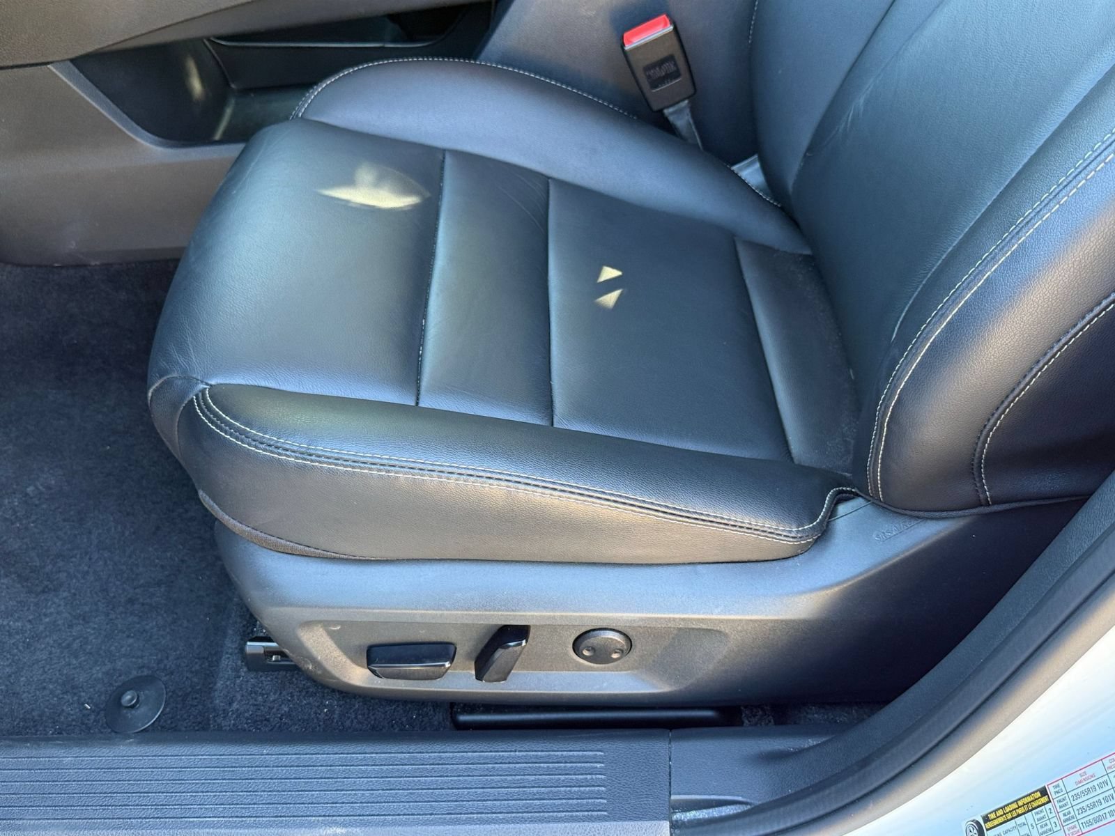 Used 2026 Nissan Rogue SL FWD image 22
