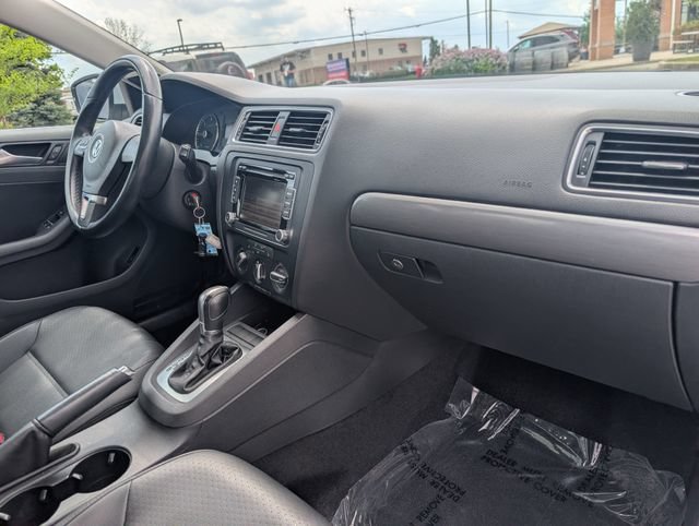 Used 2013 Volkswagen Jetta TDI FWD image 22