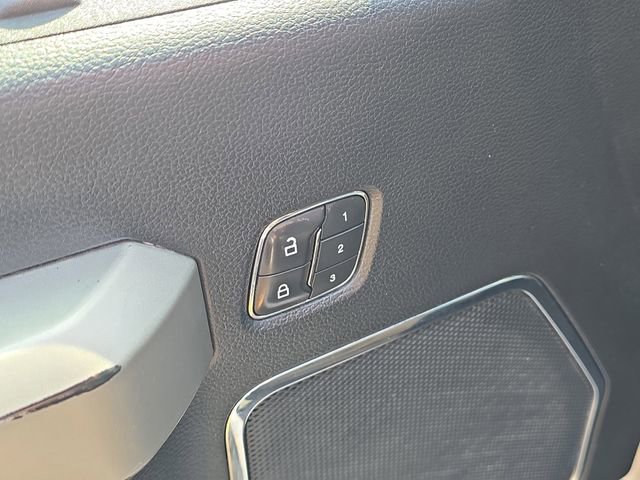 Certified 2019 Ford F150 Lariat image 11