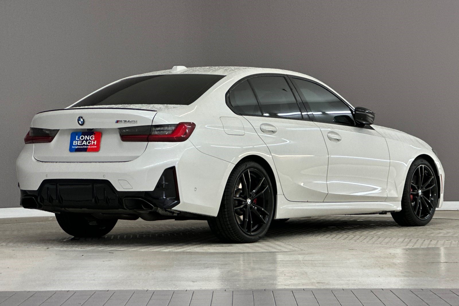 Used 2024 BMW M340i w/ Premium Package RWD image 8