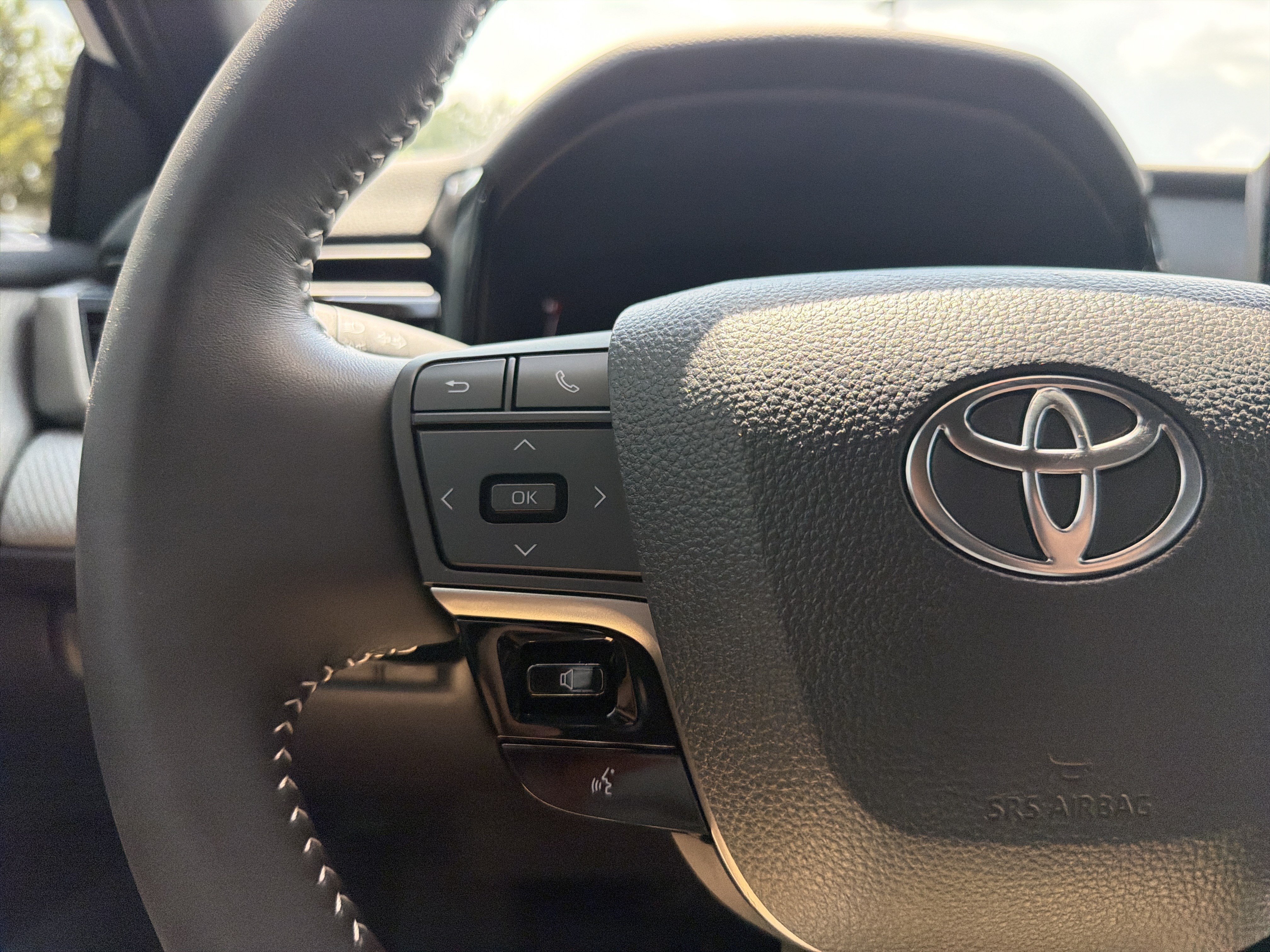 Certified 2025 Toyota Camry SE w/ Multimedia Upgrade Package FWD image 10