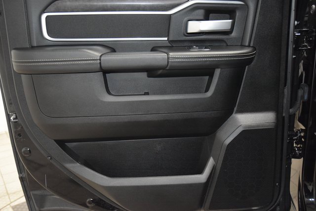 Used 2024 RAM 3500 Big Horn w/ Towing Technology Group image 47