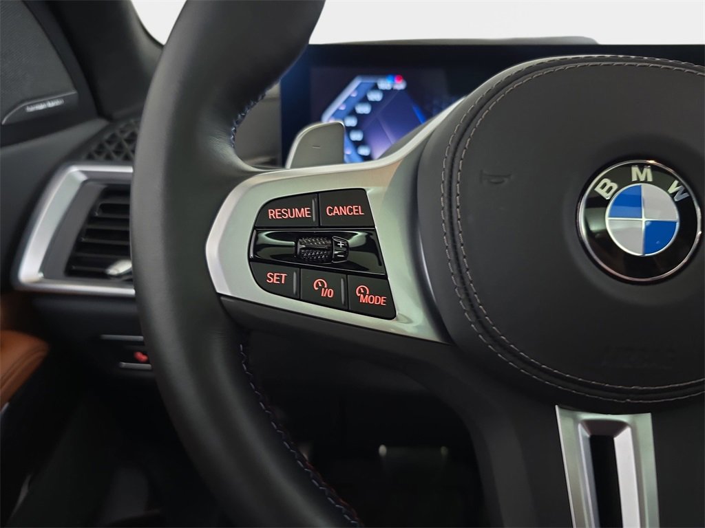 Used 2025 BMW X7 M60i w/ Executive Package image 20