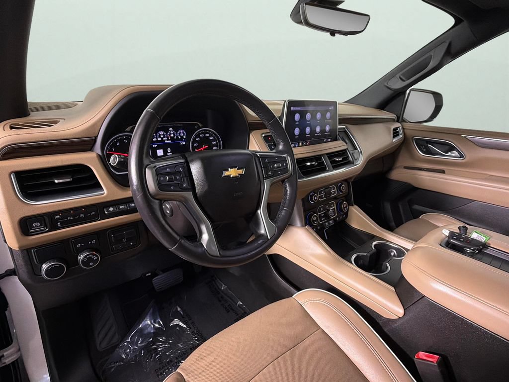 Certified 2021 Chevrolet Suburban Premier w/ Premium Package RWD image 18