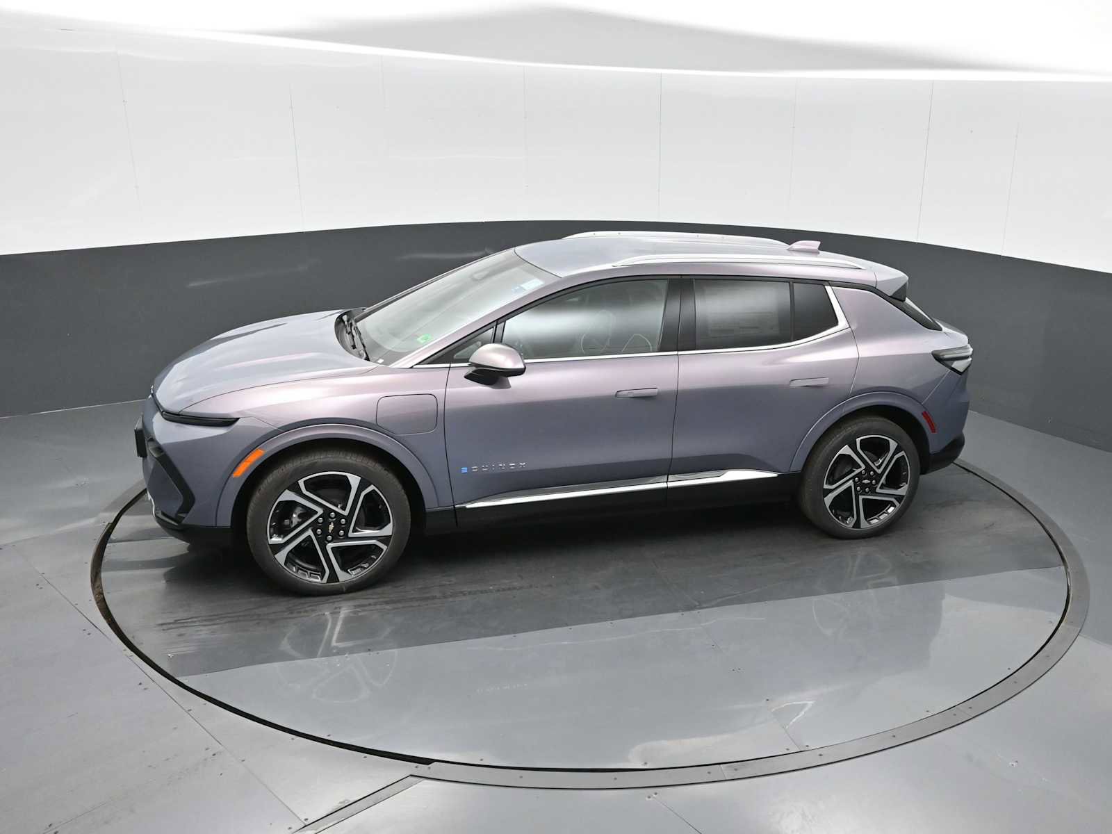 New 2026 Chevrolet Equinox EV LT image 13