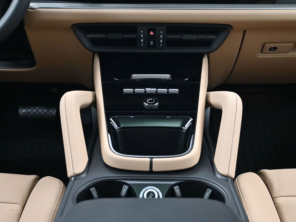 New 2026 Porsche Cayenne Coupe image 10