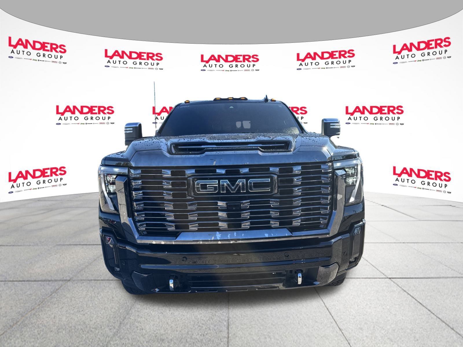 Used 2024 GMC Sierra 2500 Denali Ultimate image 8