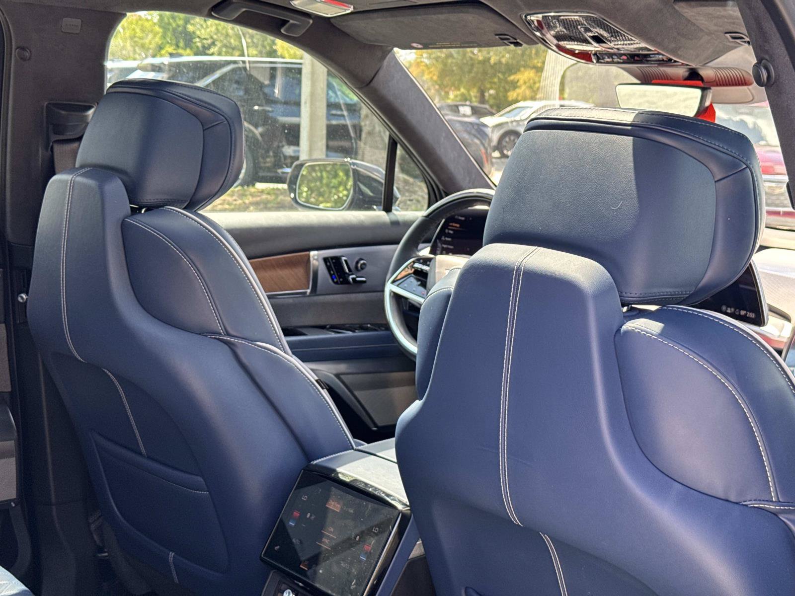 New 2026 Cadillac Vistiq Premium Luxury w/ LPO, Floor Liner Package AWD/4WD image 27