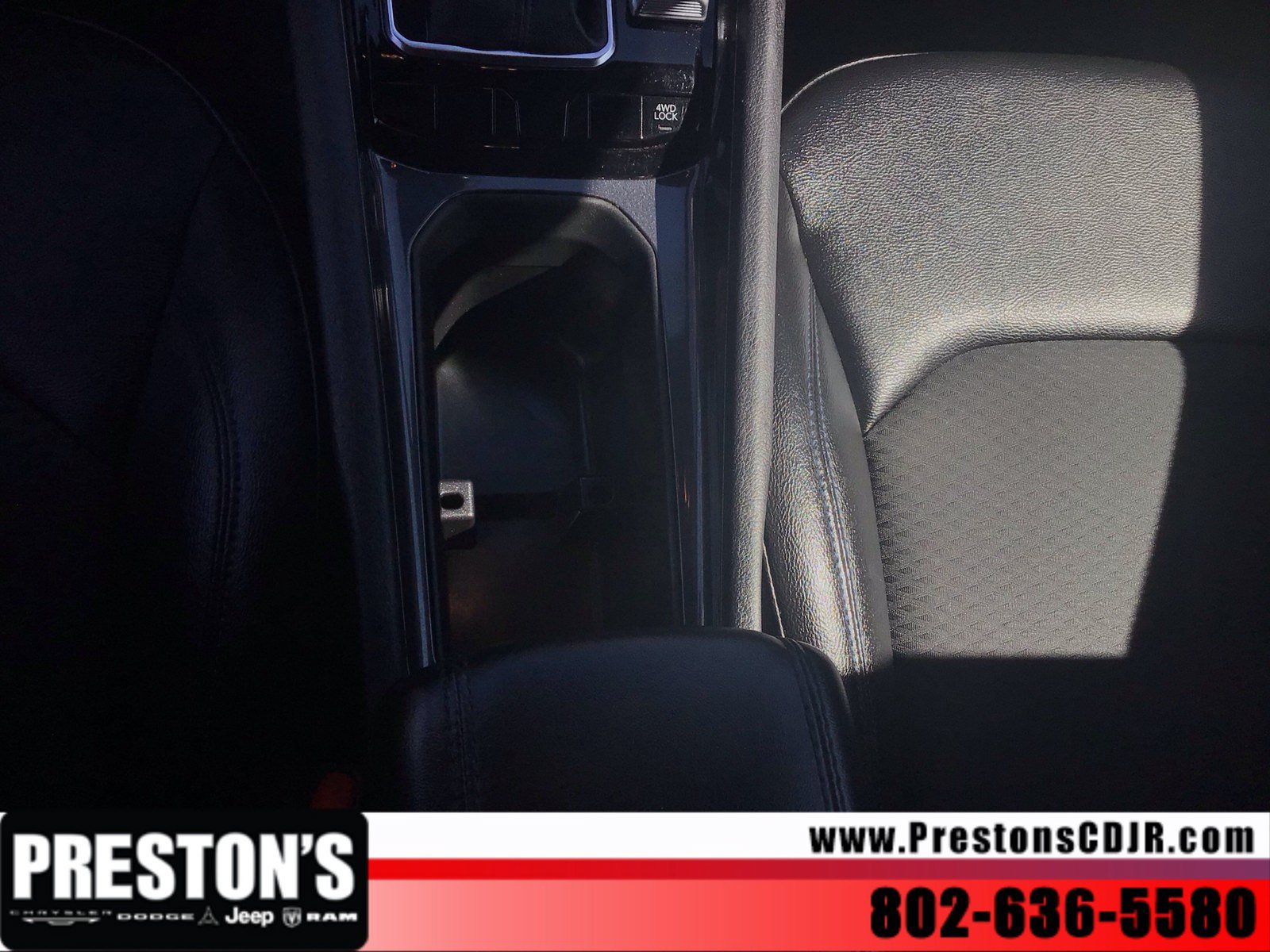 Used 2024 Jeep Compass Latitude AWD/4WD image 22