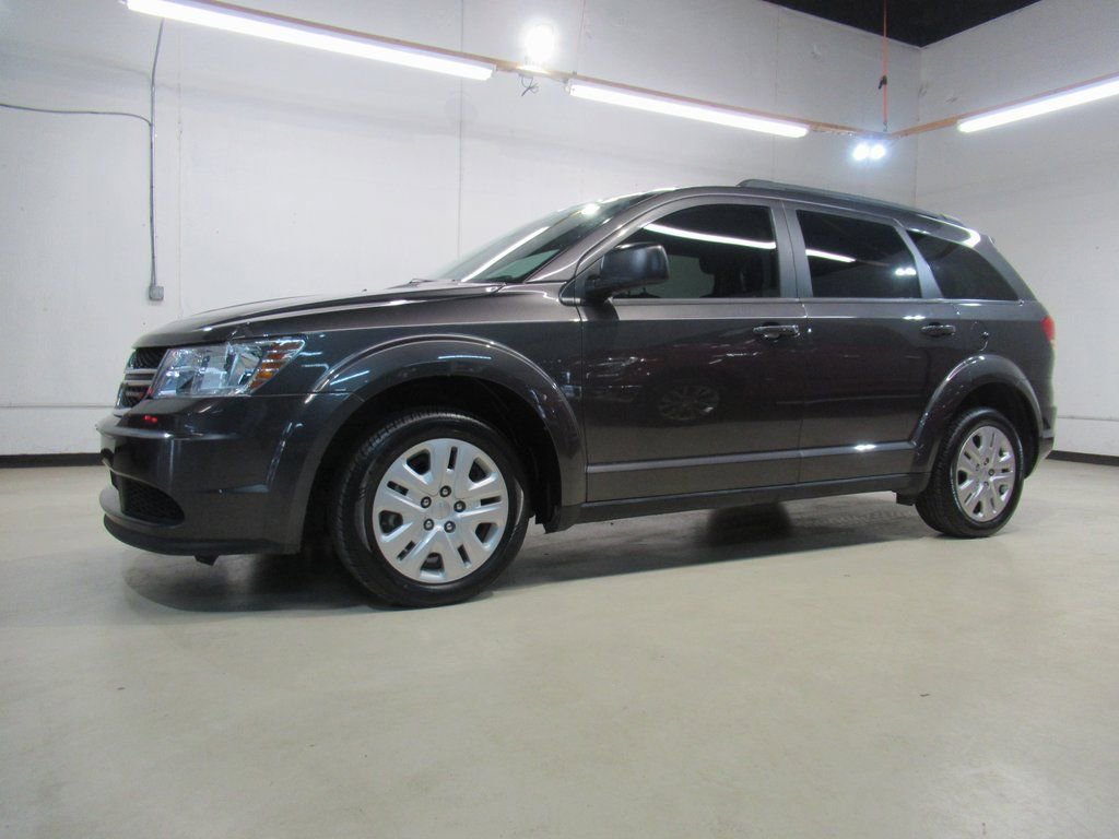 Used 2019 Dodge Journey SE image 5