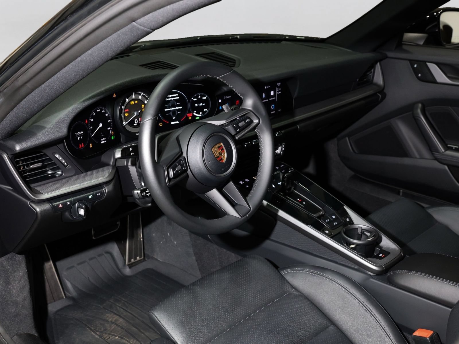 Used 2022 Porsche 911 Carrera RWD image 7