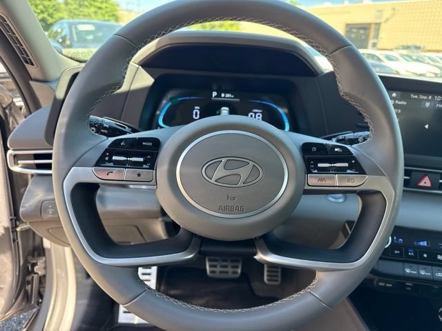 Used 2026 Hyundai Elantra Sport FWD image 12