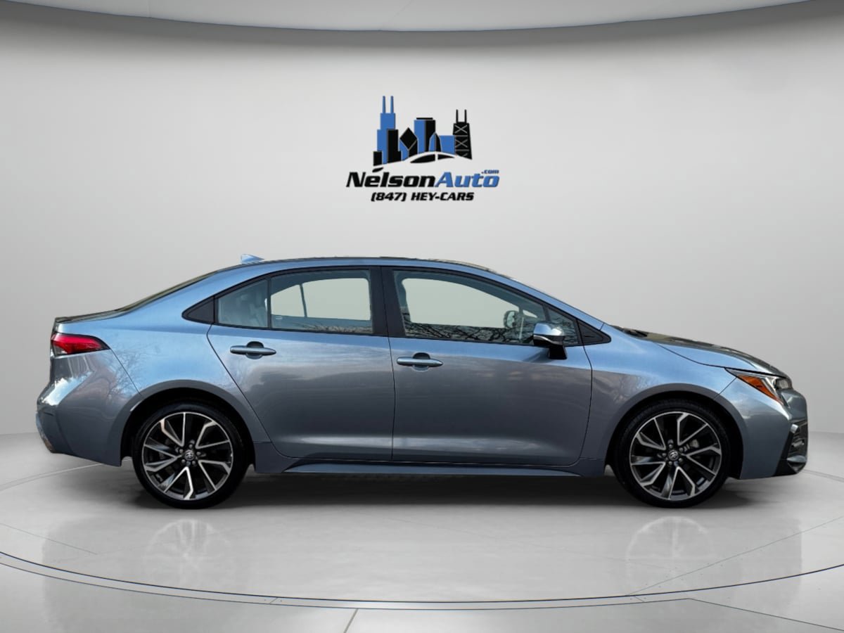 Used 2022 Toyota Corolla XSE image 2