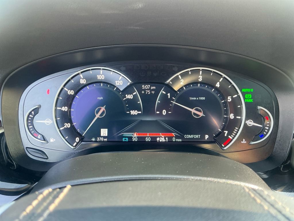 Used 2018 BMW 540i xDrive image 19