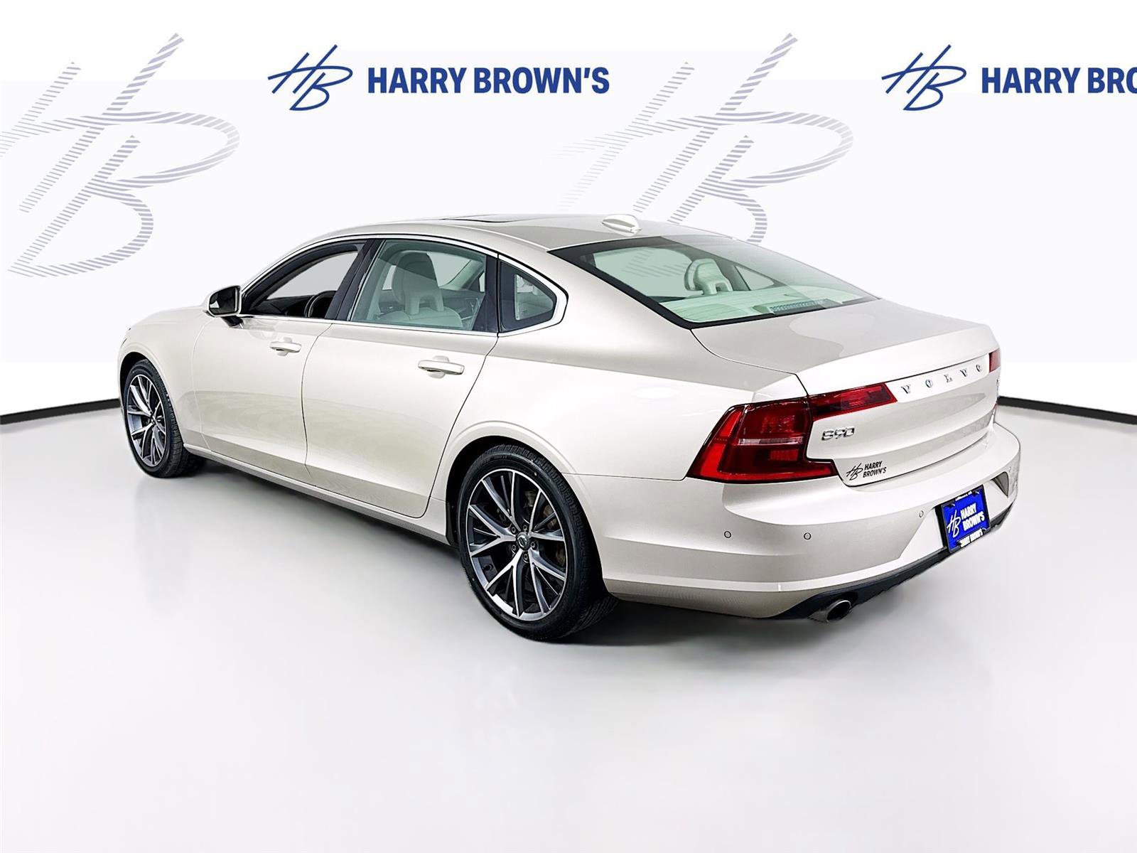 Used 2018 Volvo S90 T5 Momentum w/ Convenience Package image 30