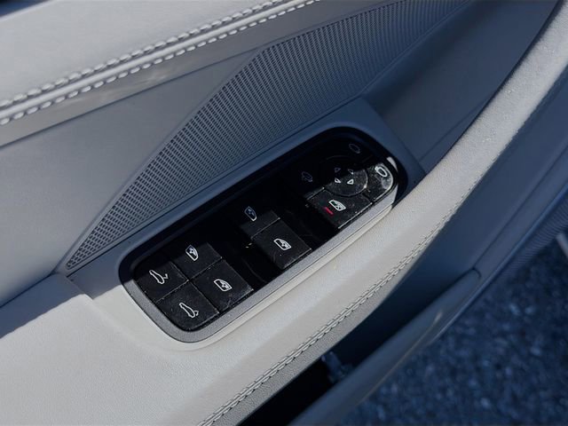 Used 2018 Porsche Panamera Turbo Executive image 23