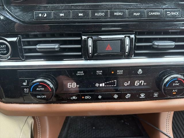 Used 2024 Nissan Pathfinder Platinum AWD/4WD image 11